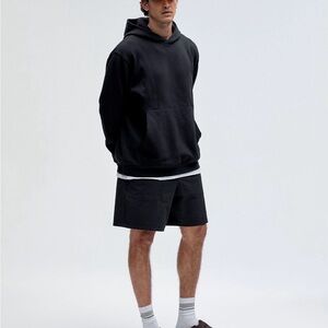 Lululemon Men's Black Hoodie